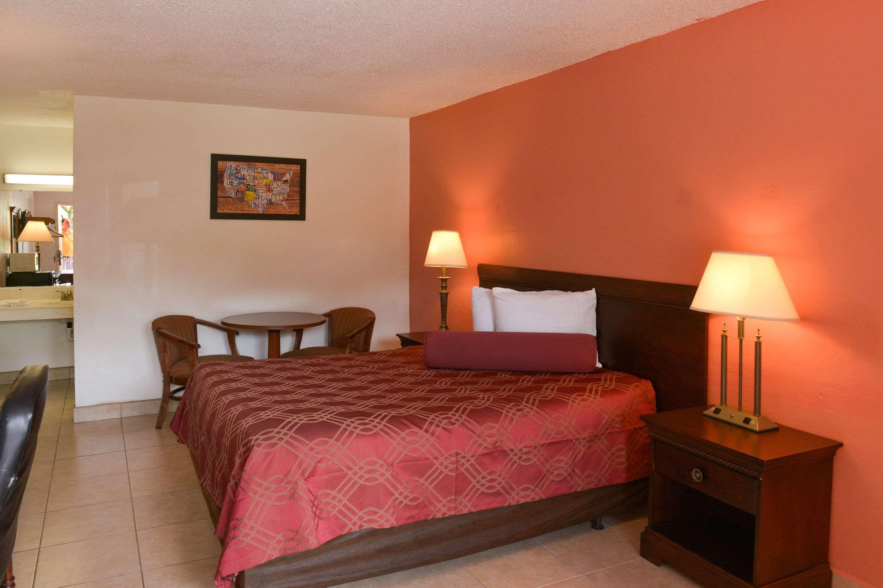 Econo Lodge North North Fort Myers Kültér fotó