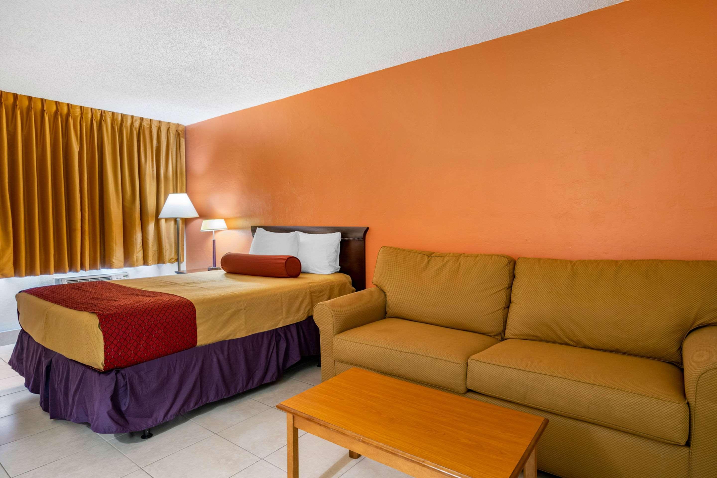 Econo Lodge North North Fort Myers Kültér fotó