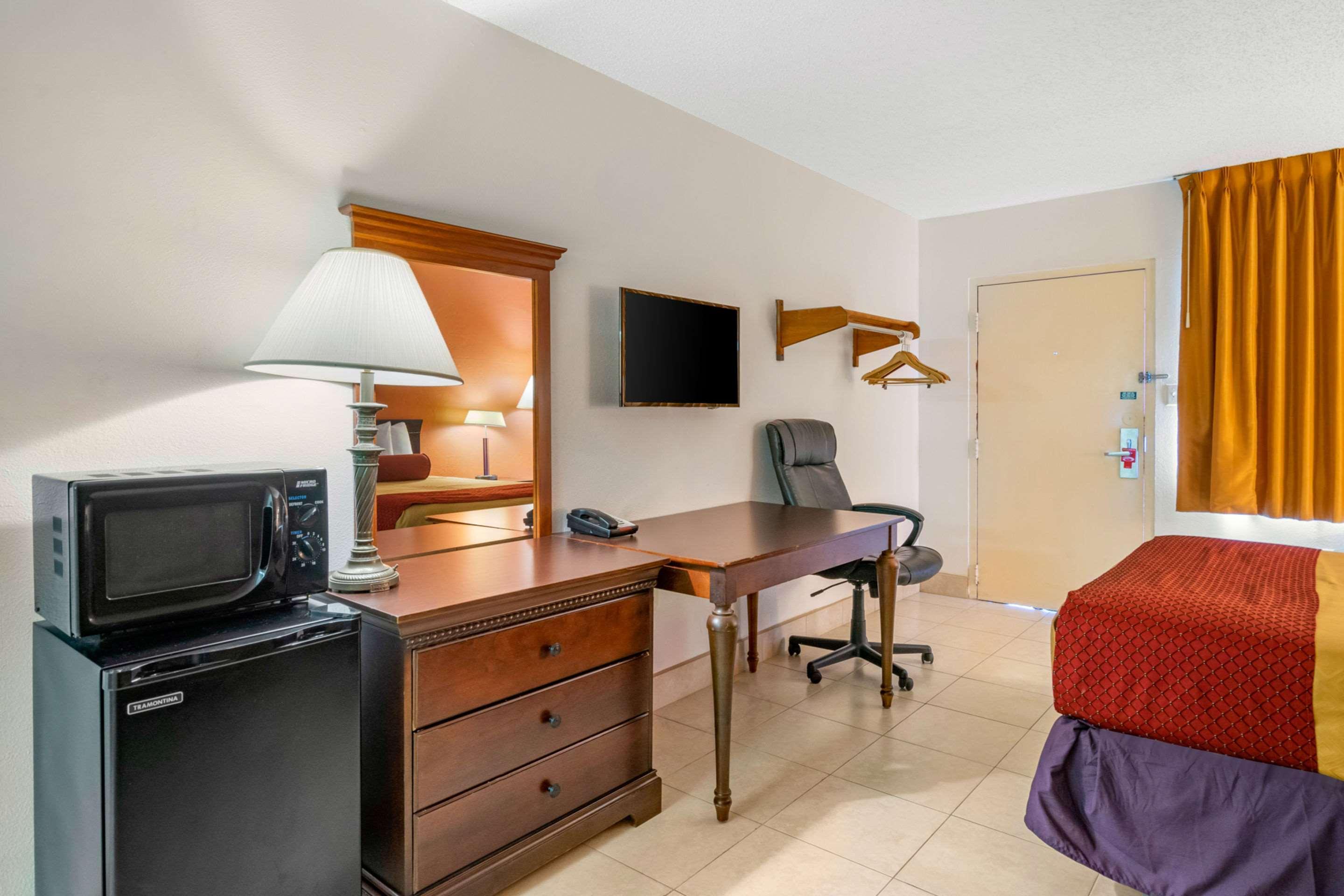 Econo Lodge North North Fort Myers Kültér fotó